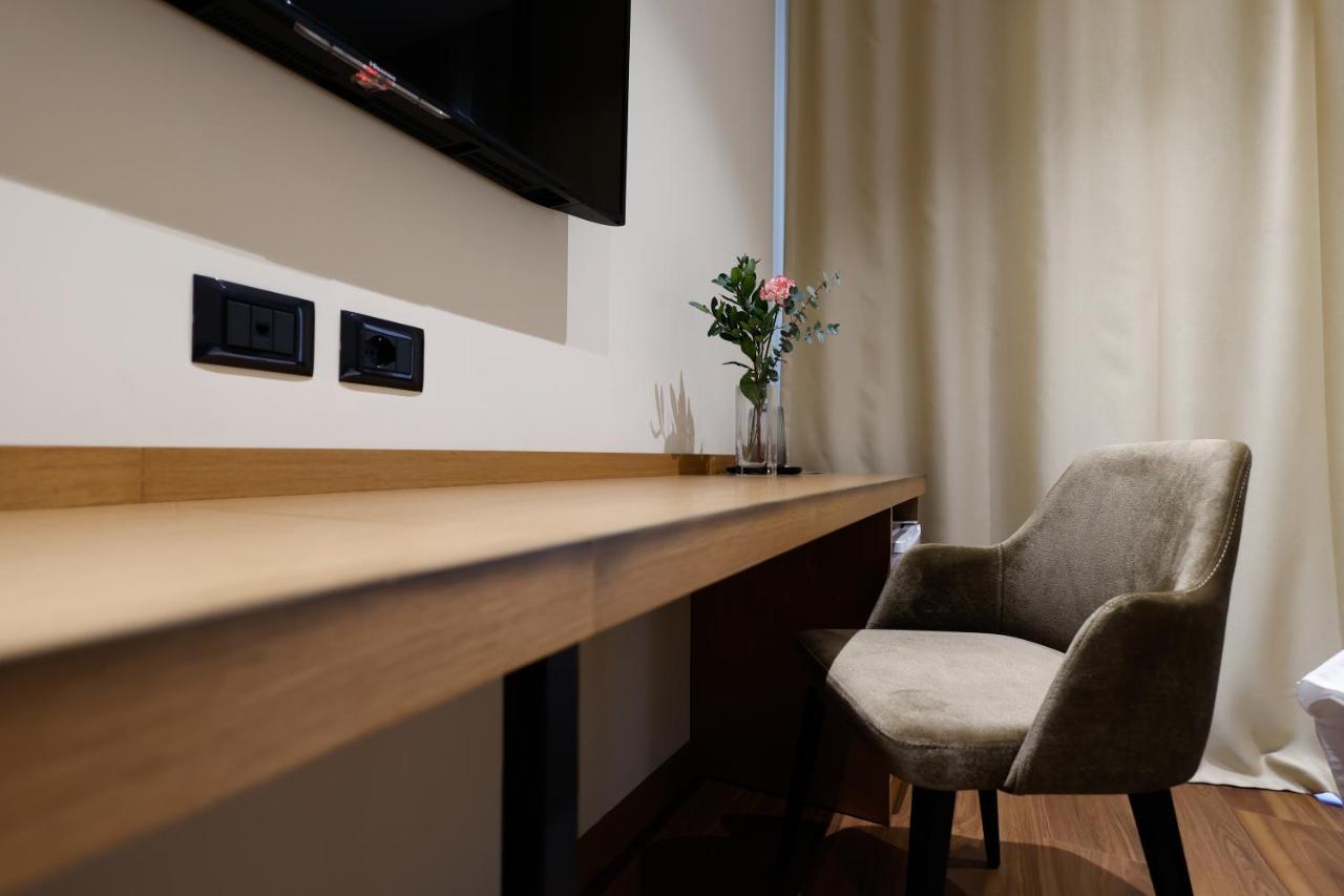 Valza Boutique Hotel Влёра Экстерьер фото