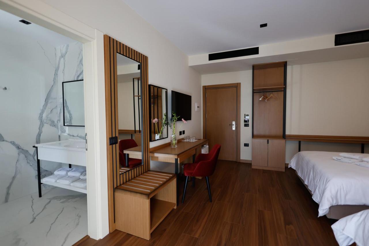 Valza Boutique Hotel Влёра Экстерьер фото