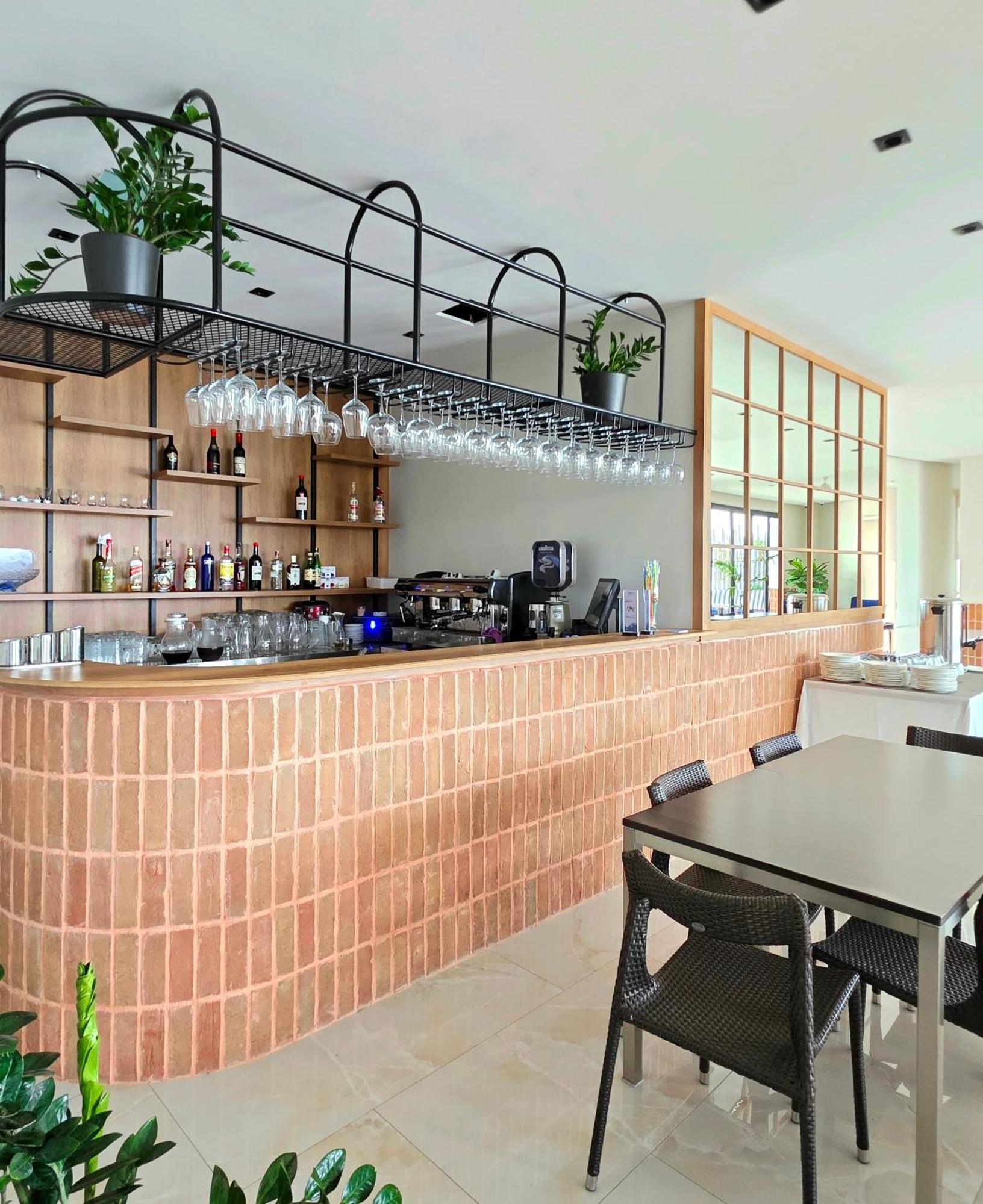 Valza Boutique Hotel Влёра Экстерьер фото
